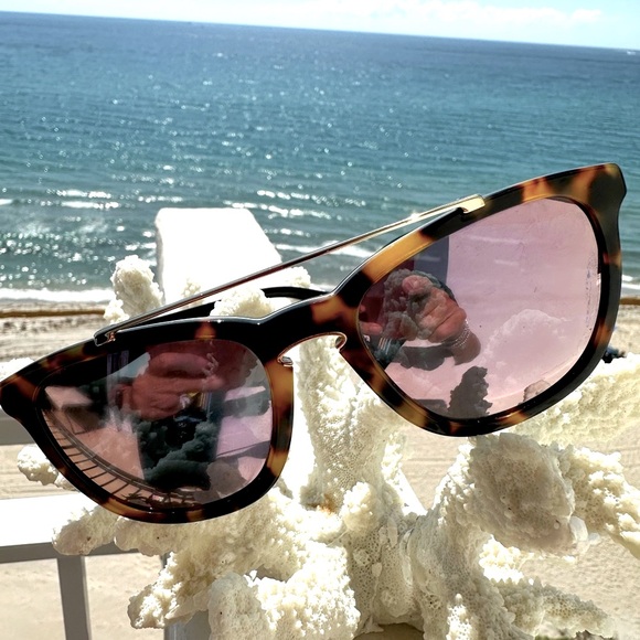 VALENTINO Tortoise Shell Sunglasses with Black Case etc. - Picture 1 of 14